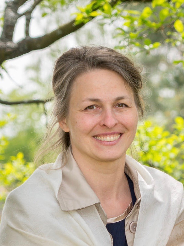 Dr. Magdalena Main-Knorn